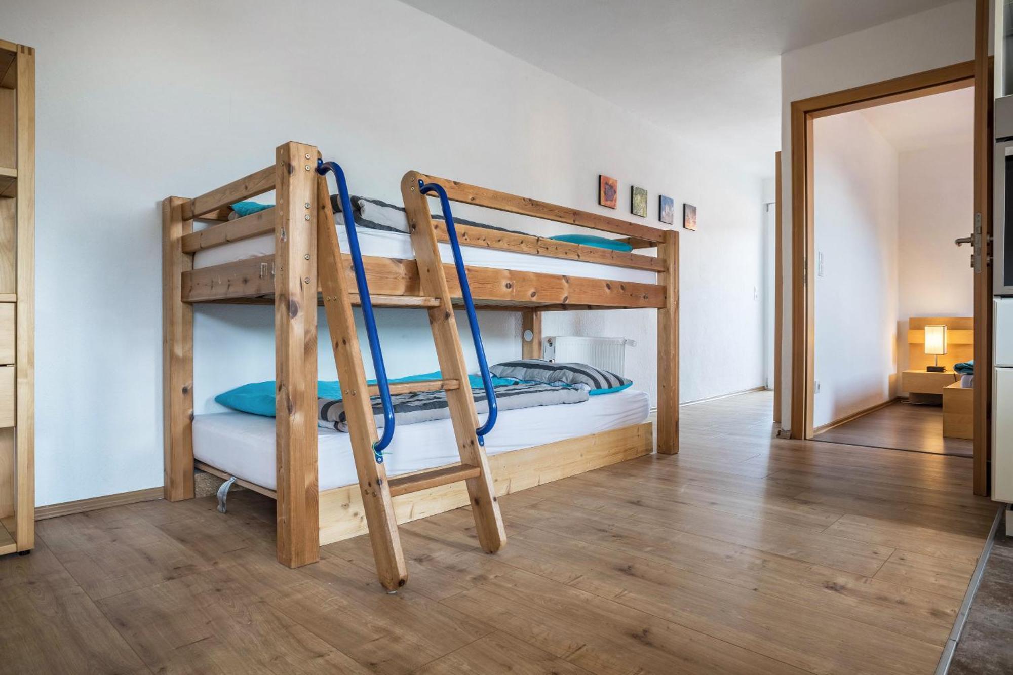 Apartment Knopf